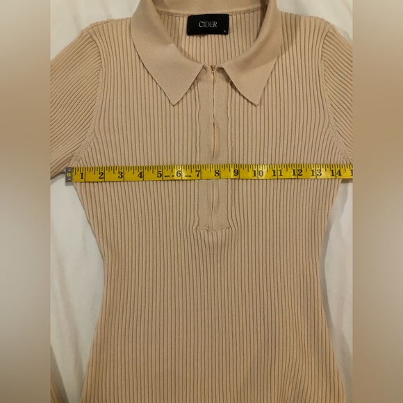 Cider creamy tan 1/4 zip sweater, long sleeve bodysuit, L - Picture 4 of 9